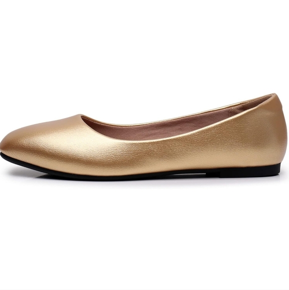 Gold Flats (2 DIFFERENT SIZES!) - Picture 3 of 7